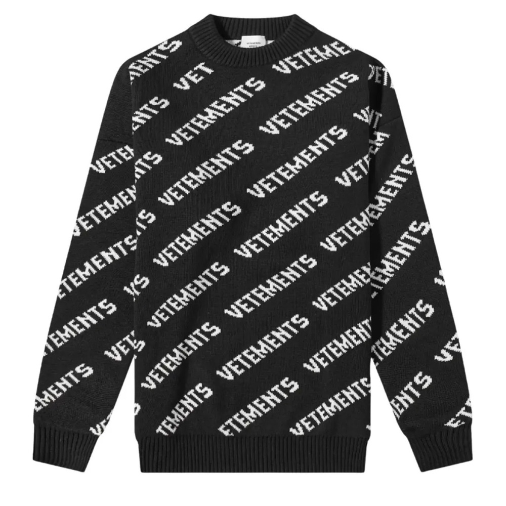 Vetements Logo All Over Knit Sweater – Unisex Oversized Fit